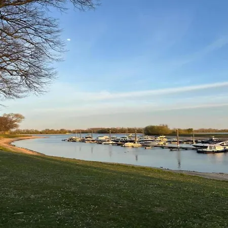 Tiny House In Netherlands With Garden Prázdninový dům Lathum