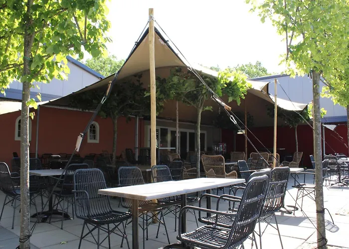 Tiny House In Netherlands With Garden Lathum