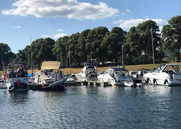 Prázdninový dům Tiny House In Netherlands With Garden